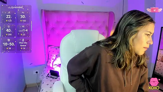  Sophie  miller online show from 20, 11, 2025