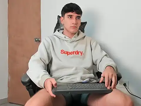 leo030809 online show from 24, 2, 2026