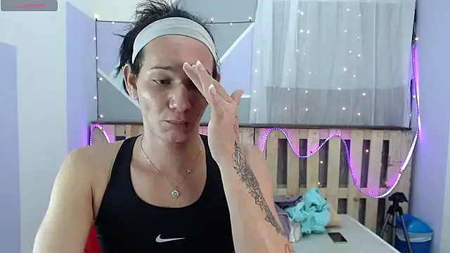 Michellcockxxx online show from 7, 2, 2025