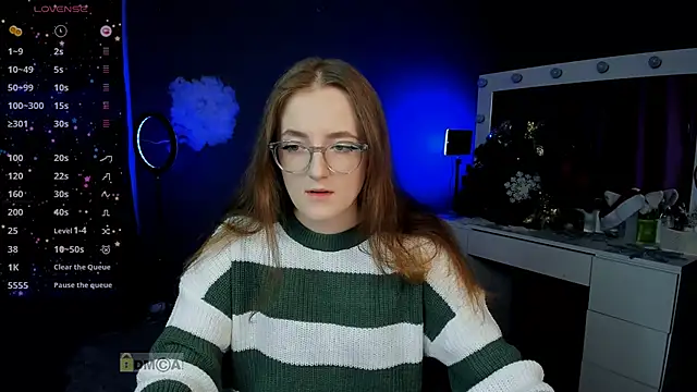 luna berryy online show from 11, 1, 2025