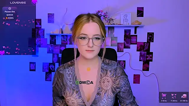 luna berryy online show from 25, 2, 2026