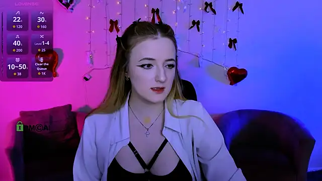 luna berryy online show from 27, 3, 2026