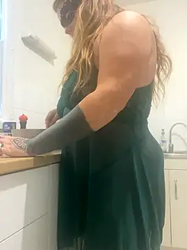 Snapshot of XtentationMG chatting on 13, 10, 2025 XtentationMG online show from 13, 10, 2025