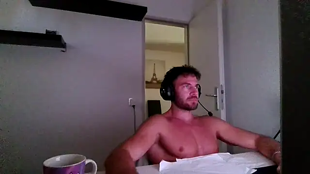 Snapshot of alpha-hunk chatting on 12, 7, 2026 alpha-hunk online show from 12, 7, 2026