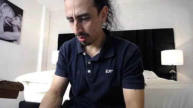 Sr Magnus  online show from 19, 2, 2025