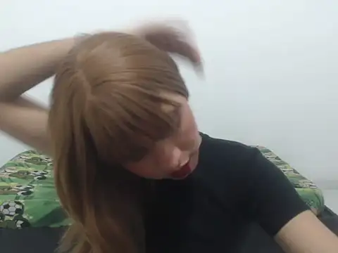 estefania224 online show from 1, 4, 2026