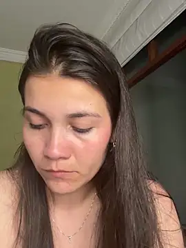 aurora divine online show from 27, 9, 2025