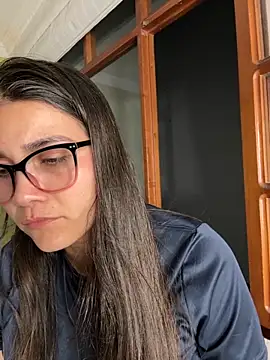 aurora divine online show from 13, 10, 2025