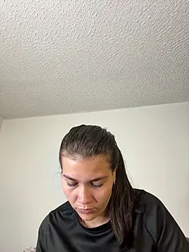 aurora divine online show from 27, 3, 2026