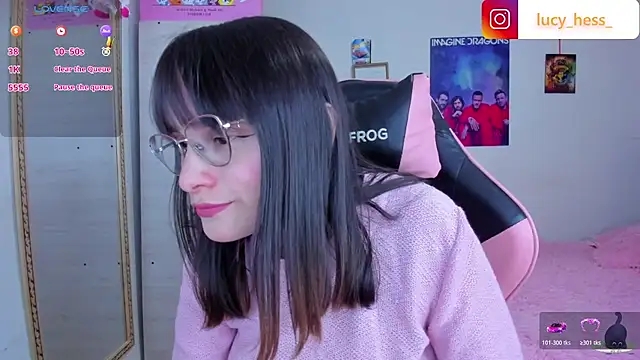 Lucyy-hess online show from 11, 4, 2026