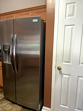 choclatepeaach online show from 3, 11, 2025