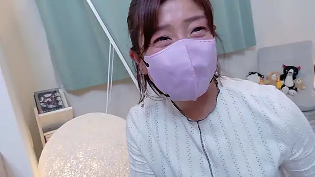 Snapshot of Risa_06 chatting on 19, 5, 2026 Risa 06 online show from 19, 5, 2026