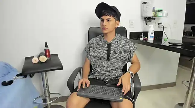 Snapshot of Lyam_ap chatting on 15, 1, 2025 Lyam ap online show from 15, 1, 2025