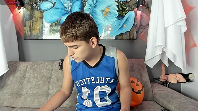 Snapshot of Lyam_ap chatting on 19, 10, 2025 Lyam ap online show from 19, 10, 2025