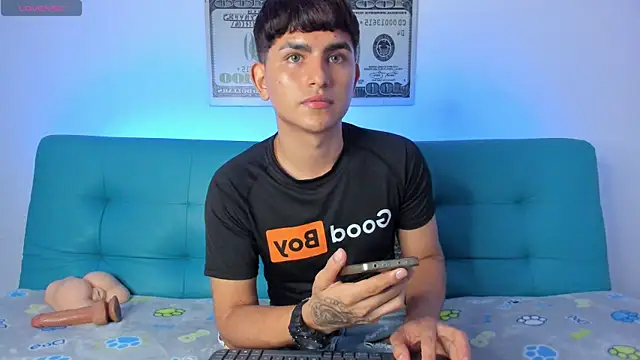 Snapshot of Lyam_ap chatting on 10, 4, 2026 Lyam ap online show from 10, 4, 2026