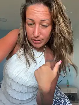 feetqueen96 online show from 15, 7, 2026