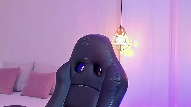 mallie quinn online show from 7, 2, 2025