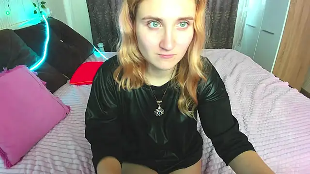 Miss Elsa  online show from 20, 2, 2025