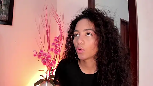 AntonellaHall  online show from 2, 4, 2026