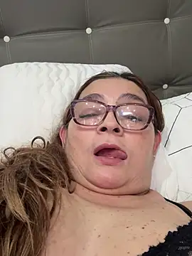 AntonellaAlondra4 online show from 19, 1, 2026