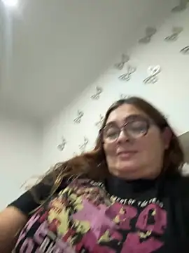 AntonellaAlondra4 online show from 4, 2, 2026