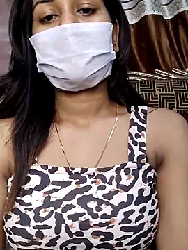 Snapshot of its_sophiaa chatting on 21, 5, 2026 its sophiaa online show from 21, 5, 2026
