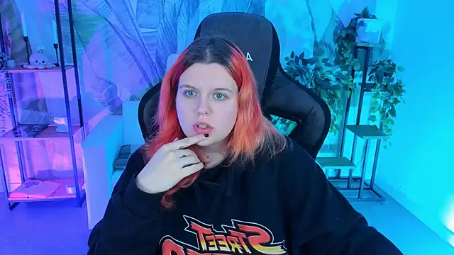 NielletaBlossom online show from 7, 3, 2025