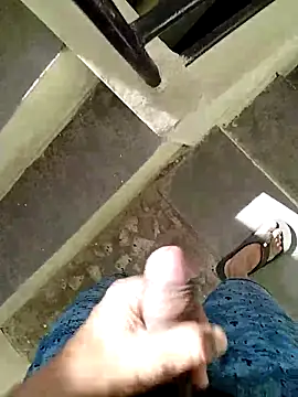 Maddie9211 online show from 13, 4, 2026