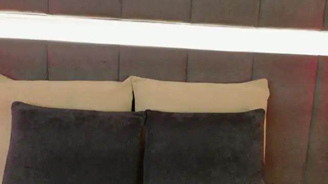 nicolle pierce online show from 10, 10, 2025