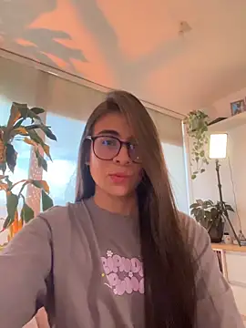 MariaIsabella8 online show from 15, 4, 2026