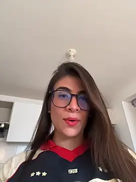 Snapshot of MariaIsabella8 chatting on 1, 6, 2026 MariaIsabella8 online show from 1, 6, 2026