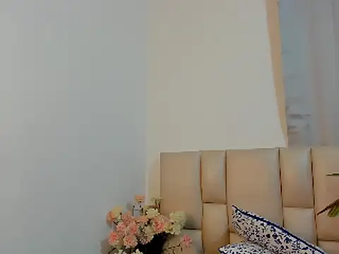 Soy Bella online show from 22, 12, 2024