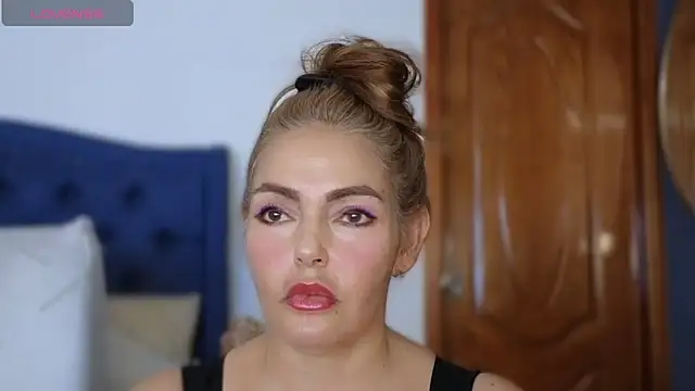 QueenYsuRey online show from 20, 3, 2025