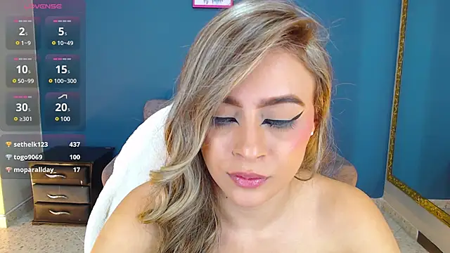 miacarperr1 online show from 3, 1, 2025