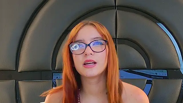 LiliFox18 online show from 11, 3, 2025