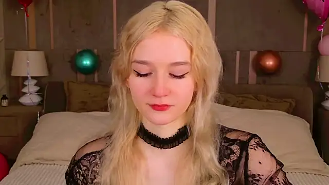 Snapshot of NaomiLoys chatting on 14, 2, 2025 NaomiLoys online show from 14, 2, 2025