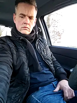 Hectorthyssen1 online show from 17, 2, 2025