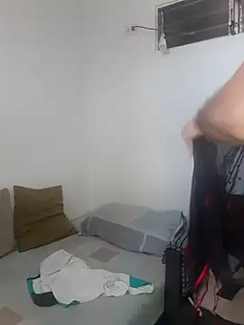 Snapshot of miketripi420 chatting on 2, 12, 2024 miketripi420 online show from 2, 12, 2024