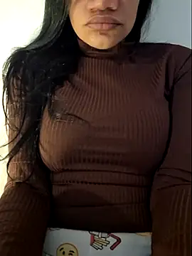 Snapshot of charllottebrasilian chatting on 6, 7, 2026 charllottebrasilian online show from 6, 7, 2026