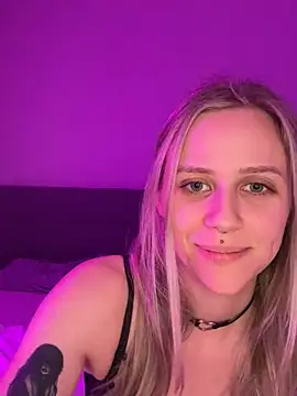 lunawolf21 online show from 16, 1, 2025