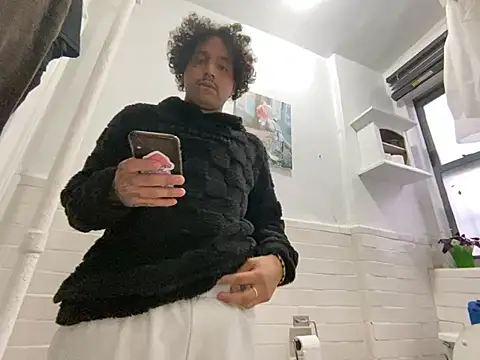 TacosSenpai online show from 5, 3, 2025