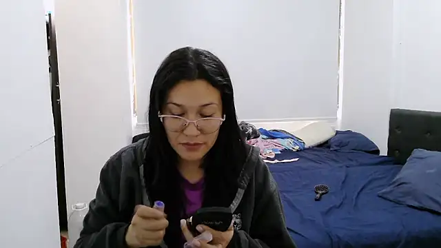 Snapshot of luxandracon23 chatting on 2, 10, 2025 luxandracon23 online show from 2, 10, 2025