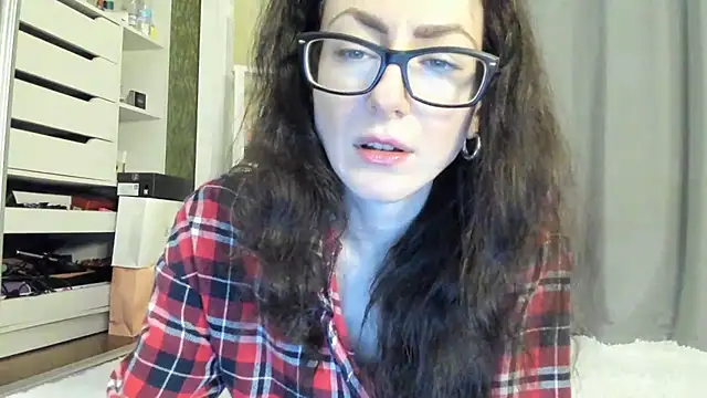 Snapshot of Baby_Jewel chatting on 22, 10, 2025 Baby Jewel online show from 22, 10, 2025