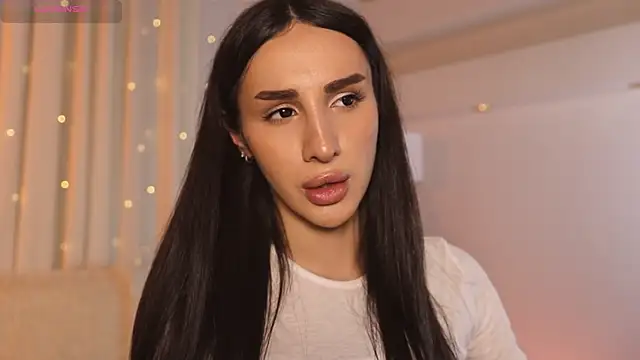 Kim Oberlin  online show from 25, 11, 2025