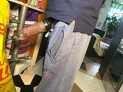 Snapshot of Gilgamesch1704 chatting on 7, 12, 2024 Gilgamesch1704 online show from 7, 12, 2024