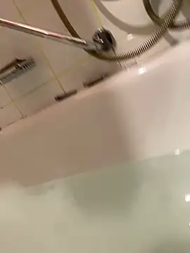 Snapshot of Gilgamesch1704 chatting on 1, 2, 2025 Gilgamesch1704 online show from 1, 2, 2025