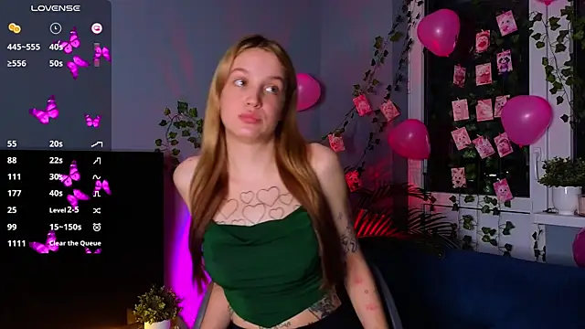 Snapshot of Sweet_Evva chatting on 10, 2, 2025 Sweet Evva online show from 10, 2, 2025