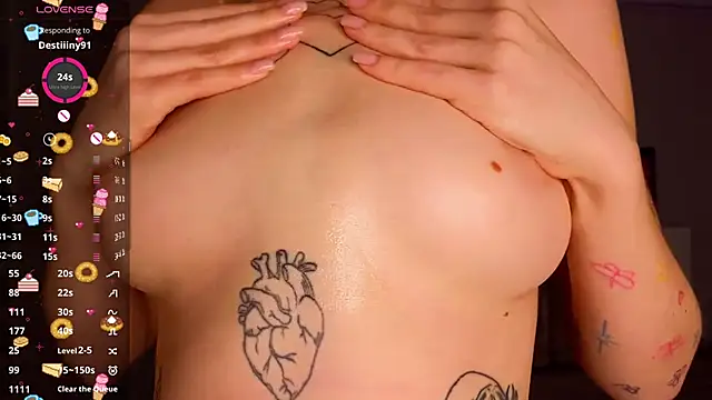 Snapshot of Sweet_Evva chatting on 20, 11, 2025 Sweet Evva online show from 20, 11, 2025