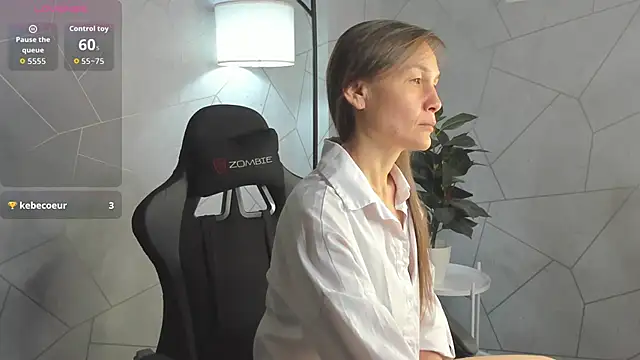 Snapshot of Lillian_White chatting on 14, 9, 2025 Lillian White online show from 14, 9, 2025