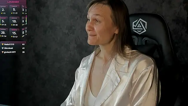 Snapshot of Lillian_White chatting on 15, 9, 2025 Lillian White online show from 15, 9, 2025